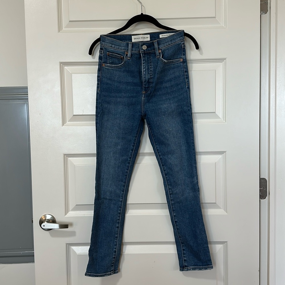 Aritzia Denim Forum The Lola Jeans Size 25 x 26L